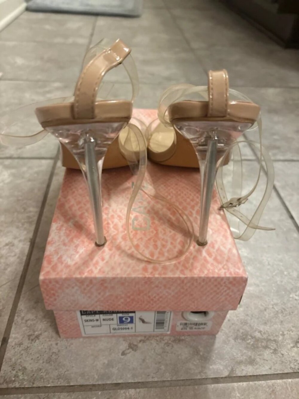 Shoes - Picture 2 of 4